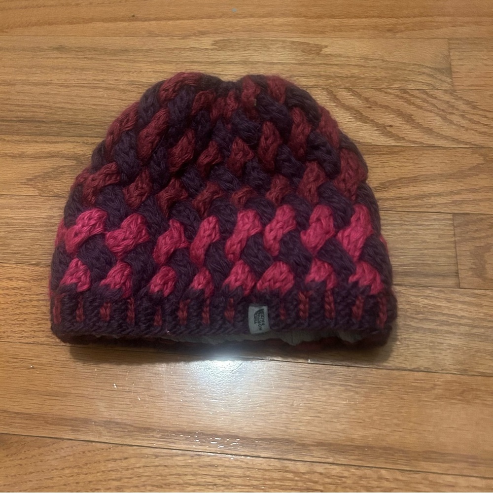 Northface  Thick Knit Beanie - Pink & Burgundy